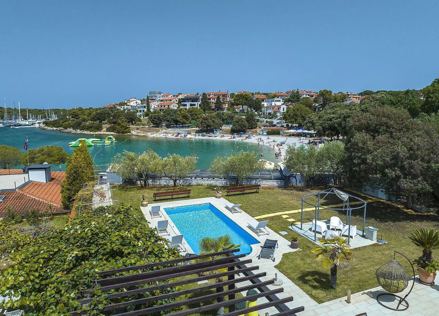 Holiday home Sunny Finca Just 10 Meters To The Sea Pjescana Uvala